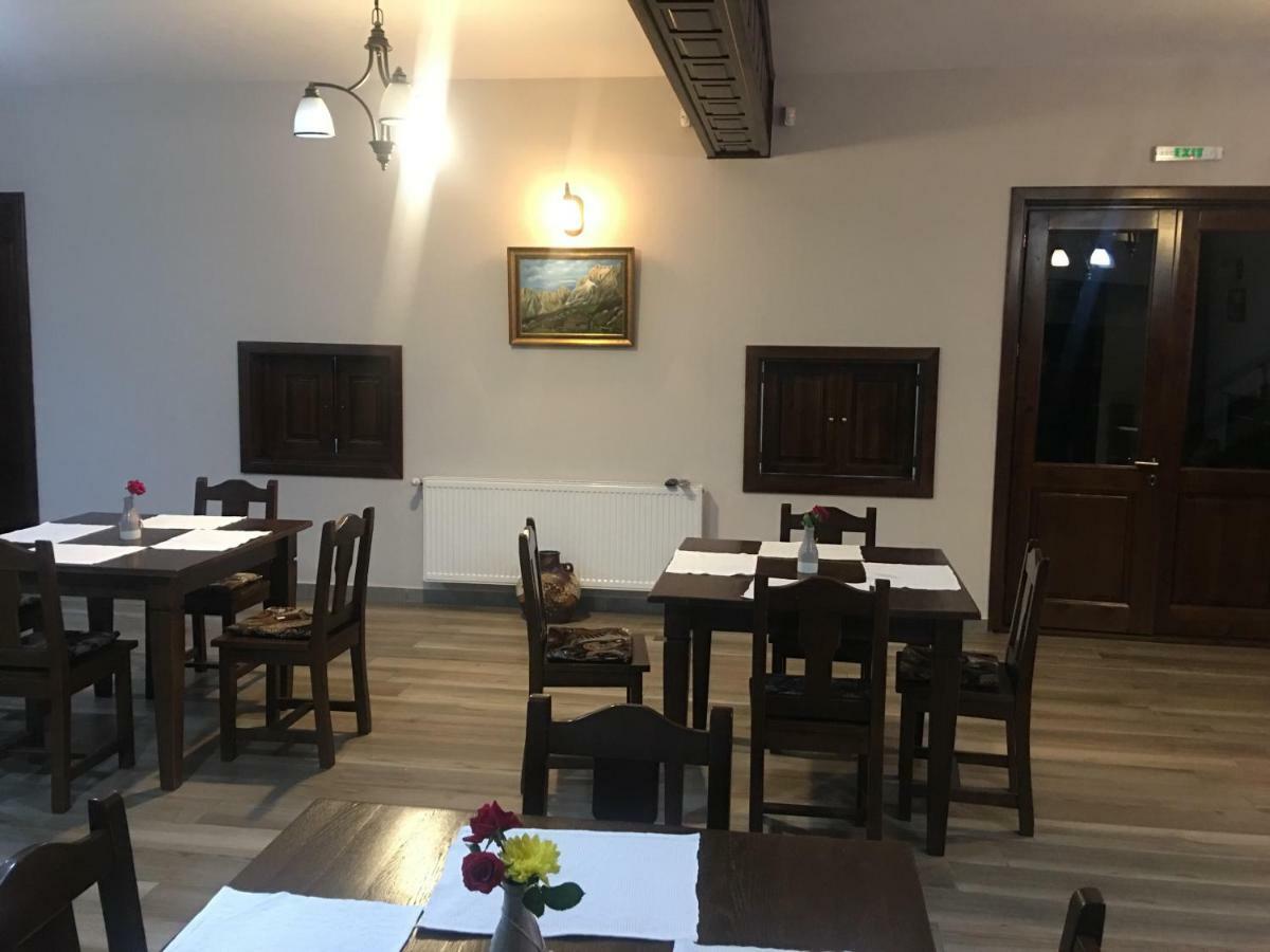 Pensiunea Valea Pinului Rau Sadului المظهر الخارجي الصورة